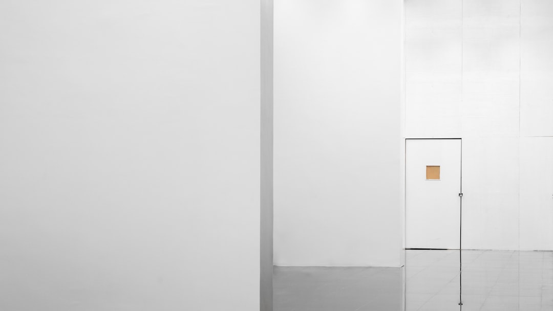 photo 1636537478510 d3d720f46e2bcropentropycstinysrgbfitmaxfmjpgixidMnwxNDA1NTd8MHwxfHNlYXJjaHwxNDB8fGhvbWUlMjBmdXJuaXR1cmV8ZW58MXwwfHx8MTY3MjMyOTg2OAixlibrb 4.0.3q80w1080