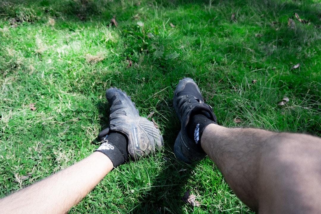 photo 1750919784185 71d1def2d8b7cropentropycstinysrgbfitmaxfmjpgixidM3wxNDA1NTd8MHwxfHNlYXJjaHw1M3x8dHJla2tpbmclMjBhZGlkYXMlMjBjb21iYXQlMjBib290c3xlbnwxfDB8fHwxNzU2NTY1Njg2fDAixlibrb 4.1.0q80w1080